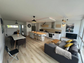 Appartement 6-8 personnes, accès direct à Lyon